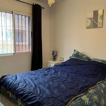 Agreable Bungalow Avec Piscine شقة